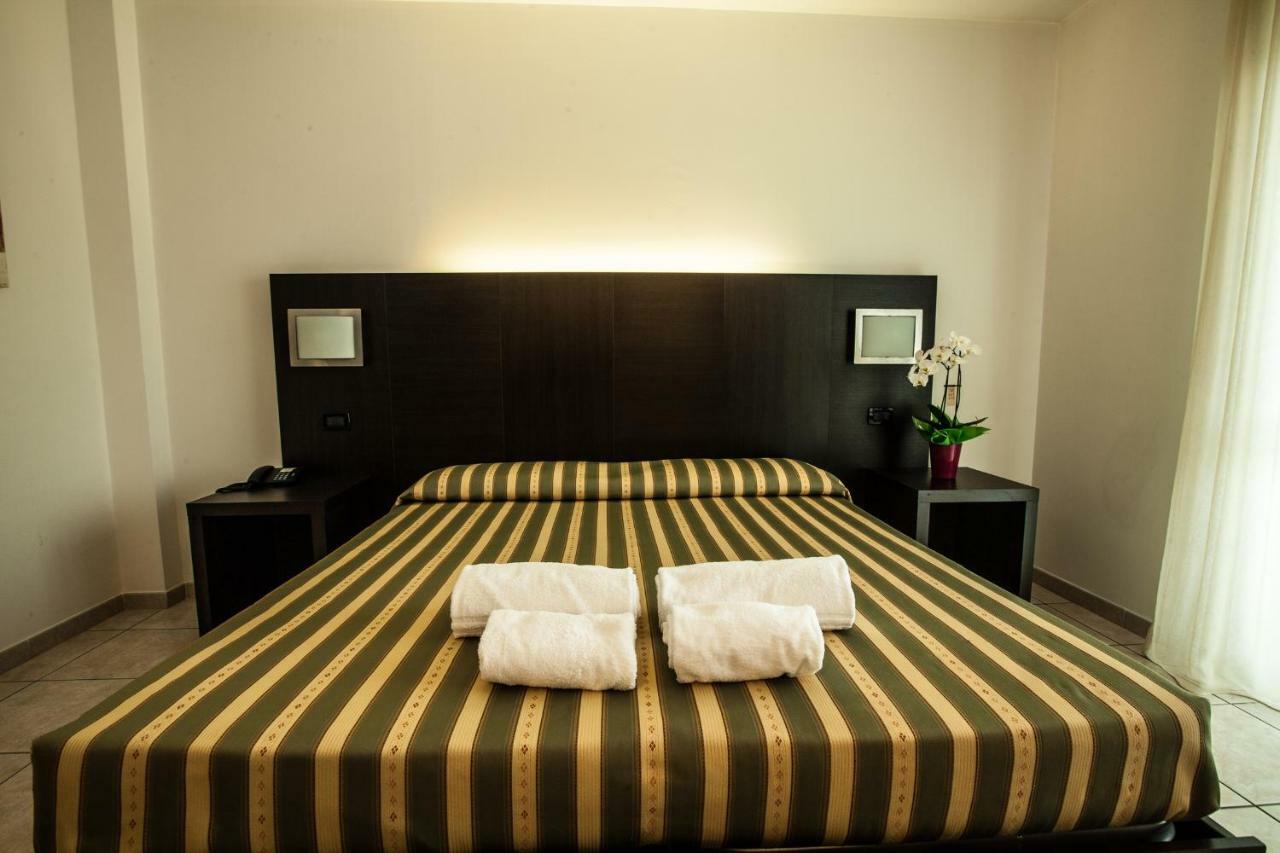 Hotel Davide Rivoli  Exterior photo
