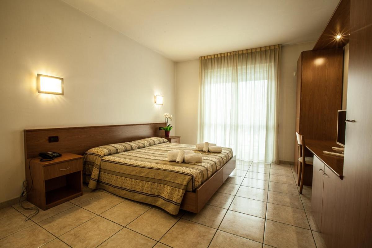 Hotel Davide Rivoli  Exterior photo